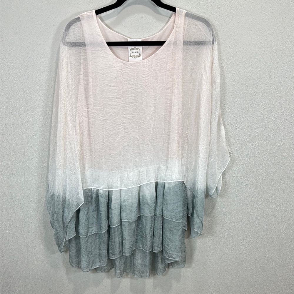 Flew de Lis‎ Elegant Ombre Layered Top